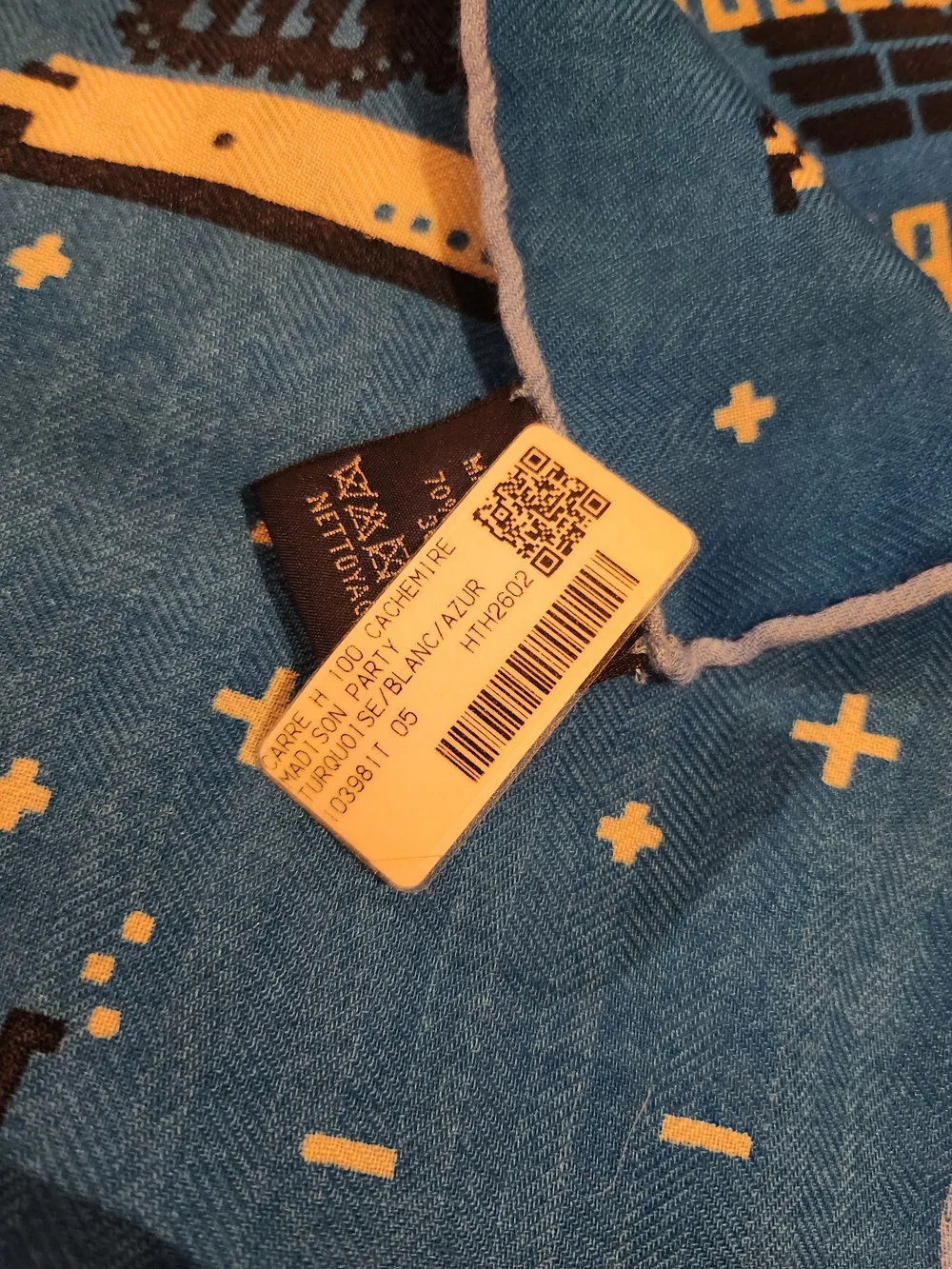 Hermes Madison Party Scarf 100 Cashmere Blend, Minecraft Pattern, Blue NWT